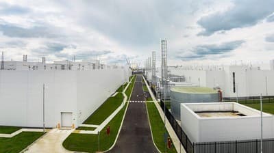 Proyek Data Center AI Jatiluhur Dihentikan Sementara, Pakar Soroti Risiko Air