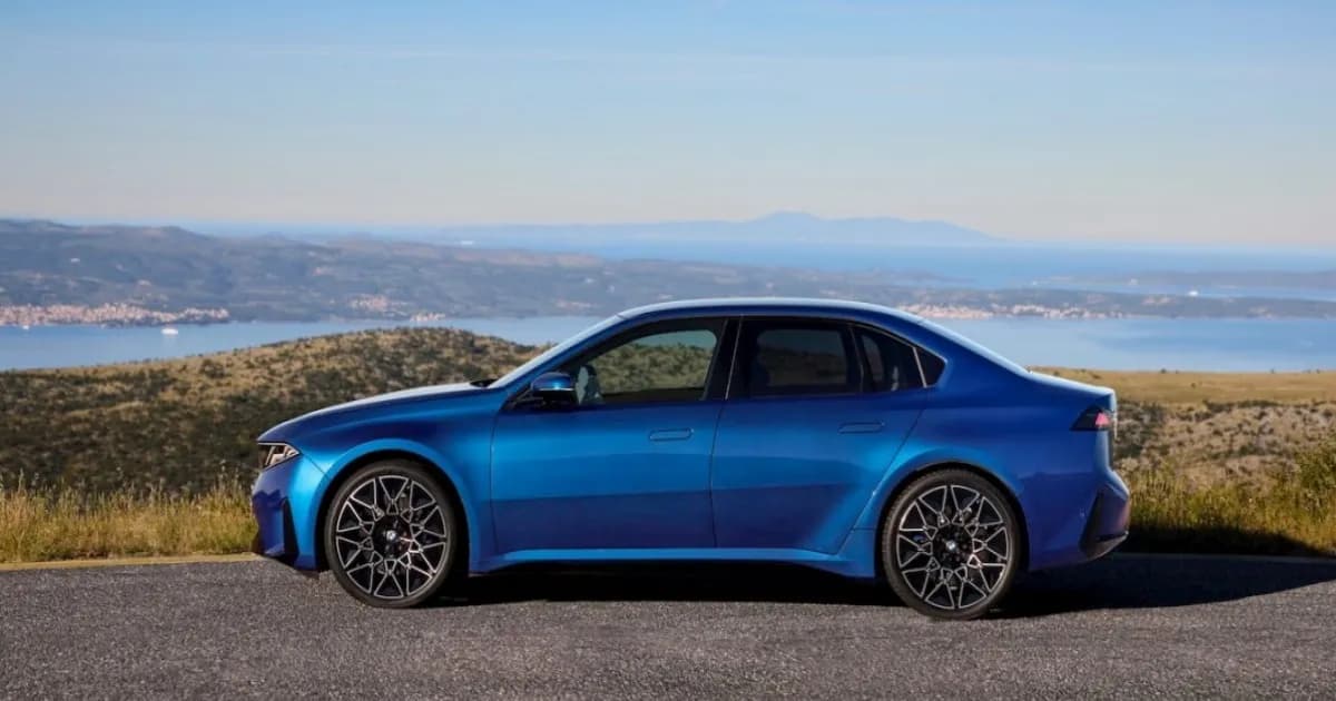 BMW 2027 i3 50 xDrive sedan listrik dengan harga mulai 61.500 dolar AS