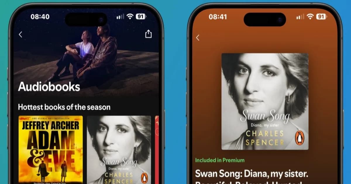 Tiga smartphone menampilkan antarmuka audiobook Spotify