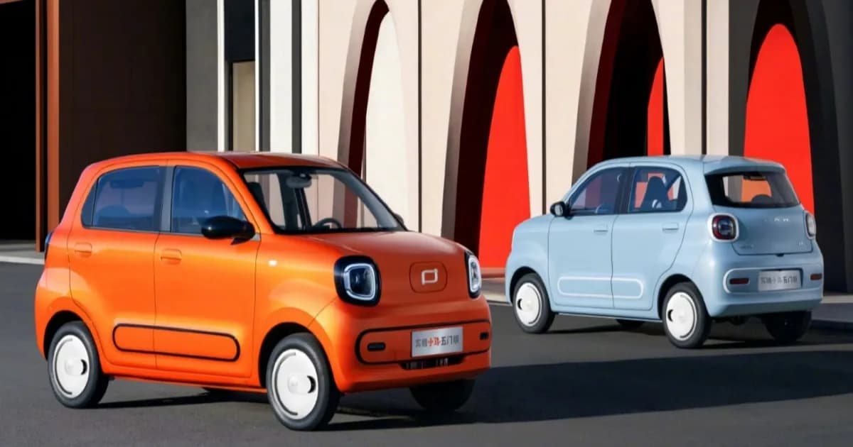 Bestune Pony lima pintu saat peluncuran di China dengan harga mulai 6.735 USD