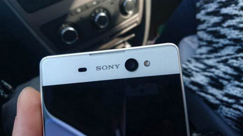 Penampakan Sony Xperia C6 dengan Layar Jumbo