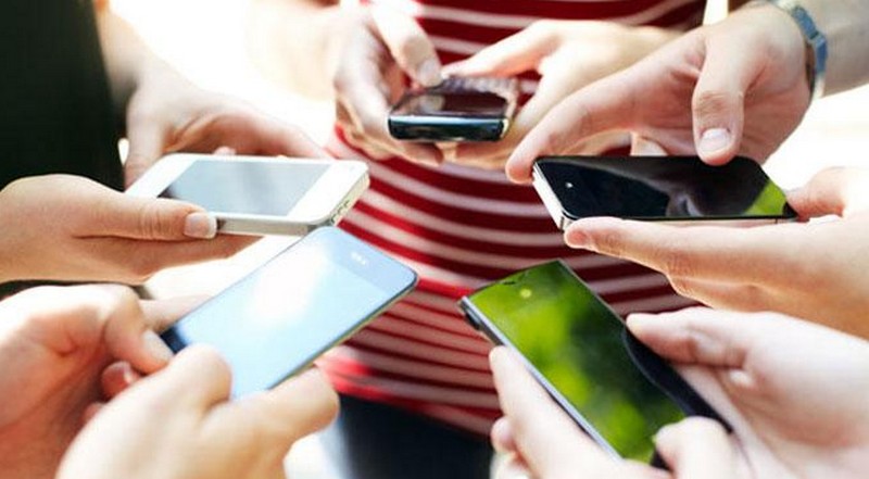 Ini Negara Paling Banyak Gunakan Smartphone