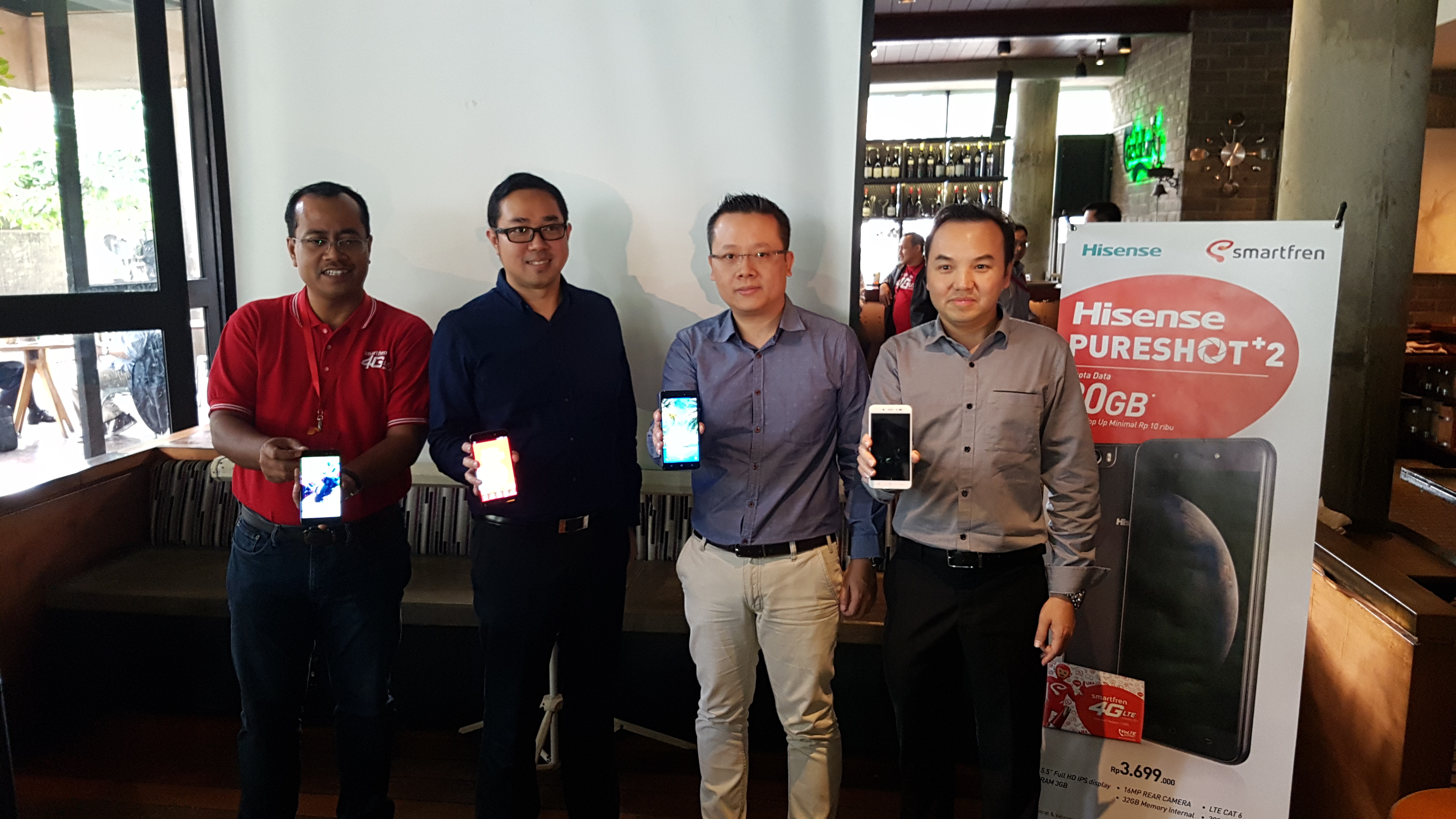 Smartfren Luncurkan Paket Bundling Hisense Pureshot+2