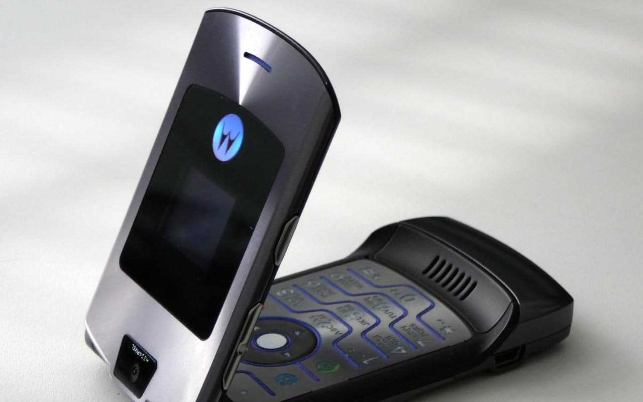 Lenovo Juga Siap Bangkitkan Seri Motorola RAZR?