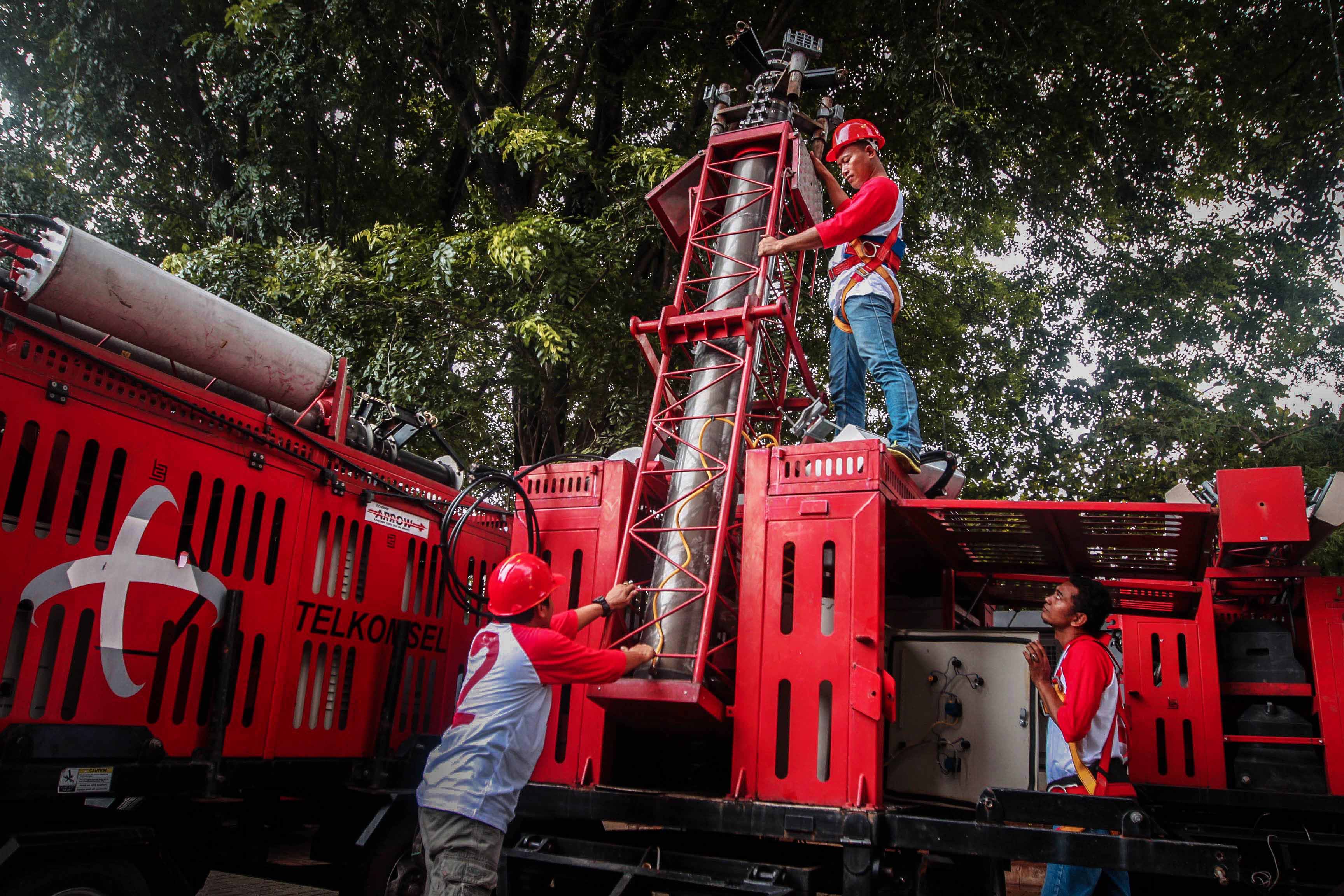 Jelang Natal dan Tahun Baru, Telkomsel Siagakan 103 Mobile BTS