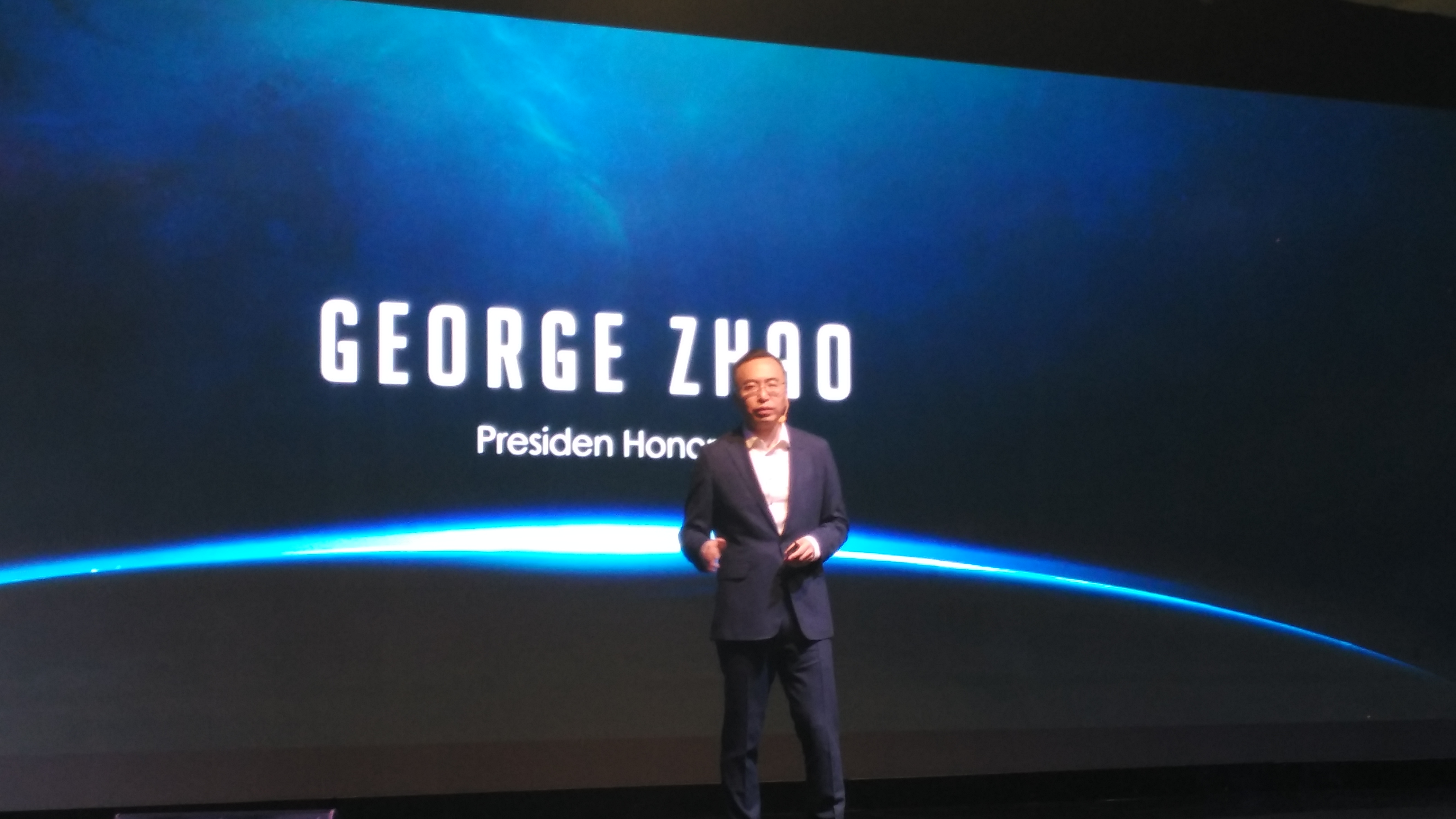 Honor Ungkap Strategi Jadi Nomor Satu di Indonesia