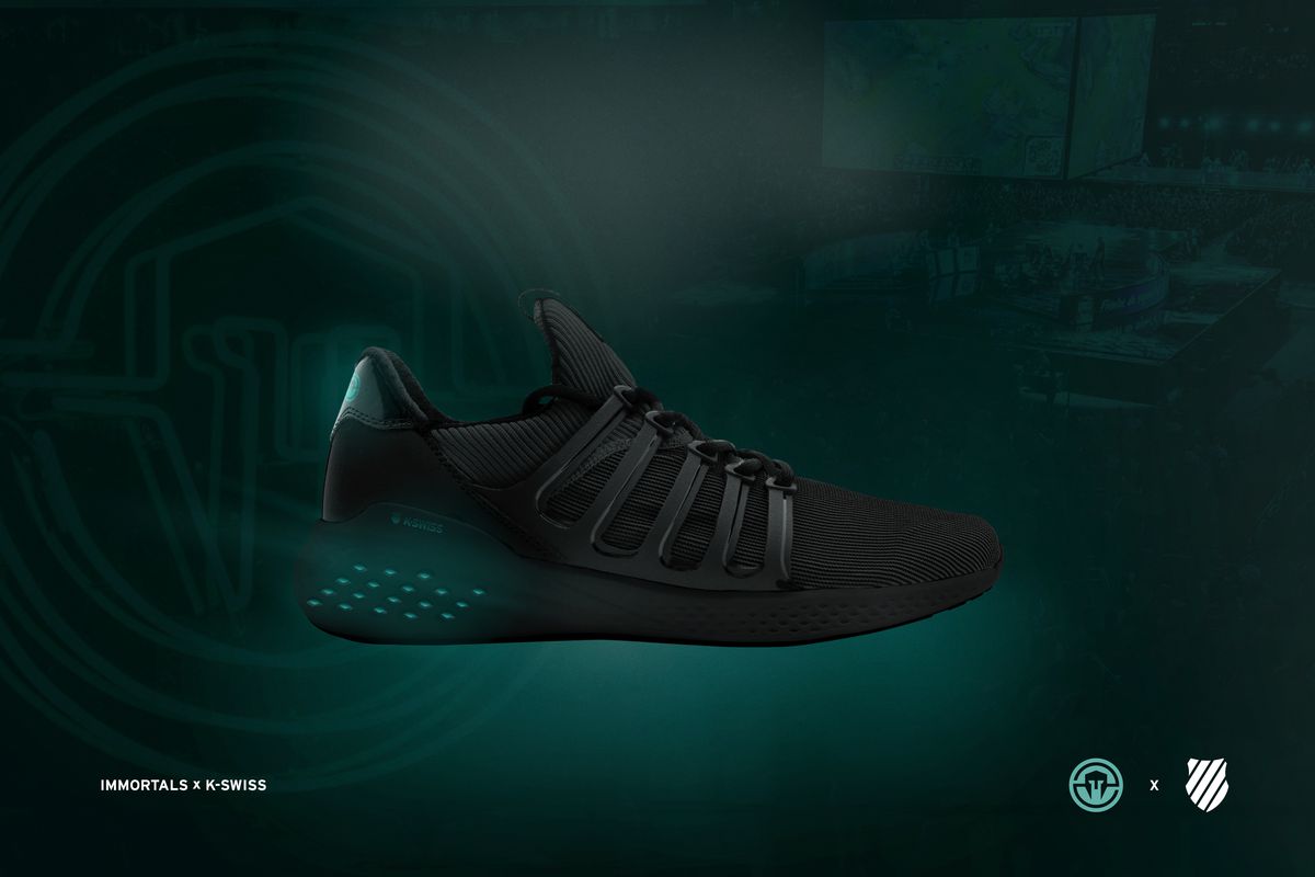 K-Swiss Rancang Sneaker Khusus Gamer