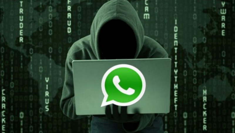 Pesan Berantai āBlack Dotā Teror Pengguna WhatsApp