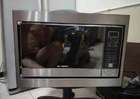 Jual Microwave di Facebook, Pria Ini Jadi Viral