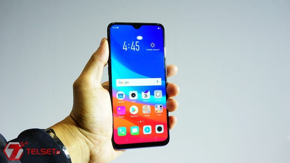 Oppo F9 warna Pink