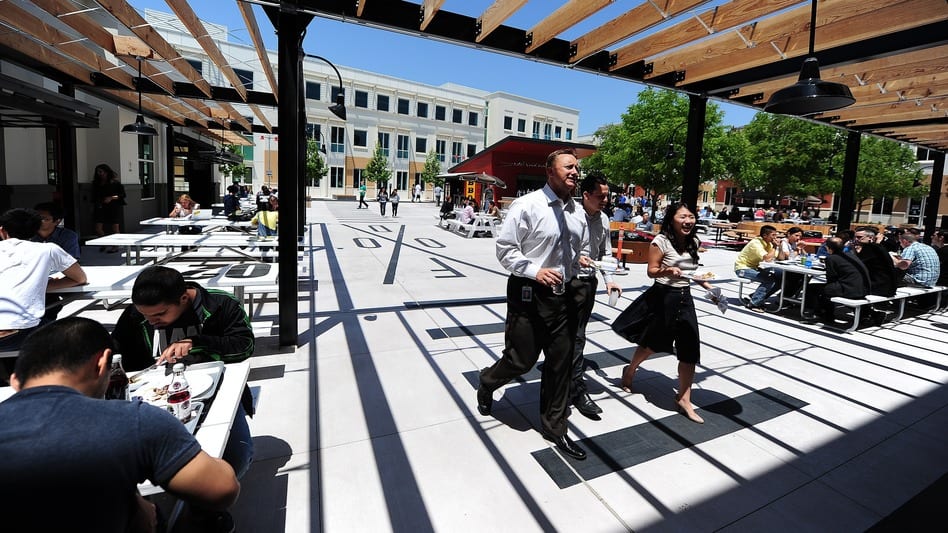 Pemerintah AS Larang Facebook Untuk Beri Makanan Gratis