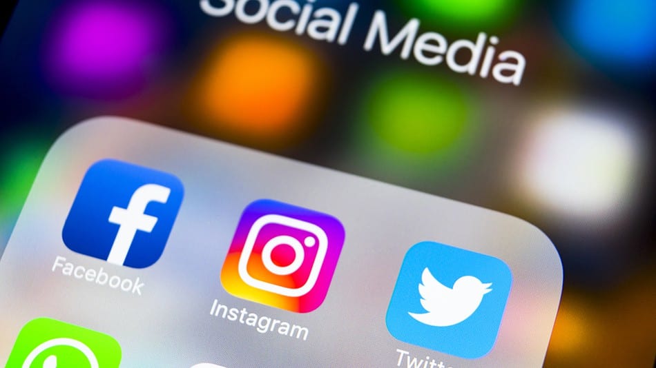 Aktivitas Facebook Bakal Pengaruhi Konten Instagram