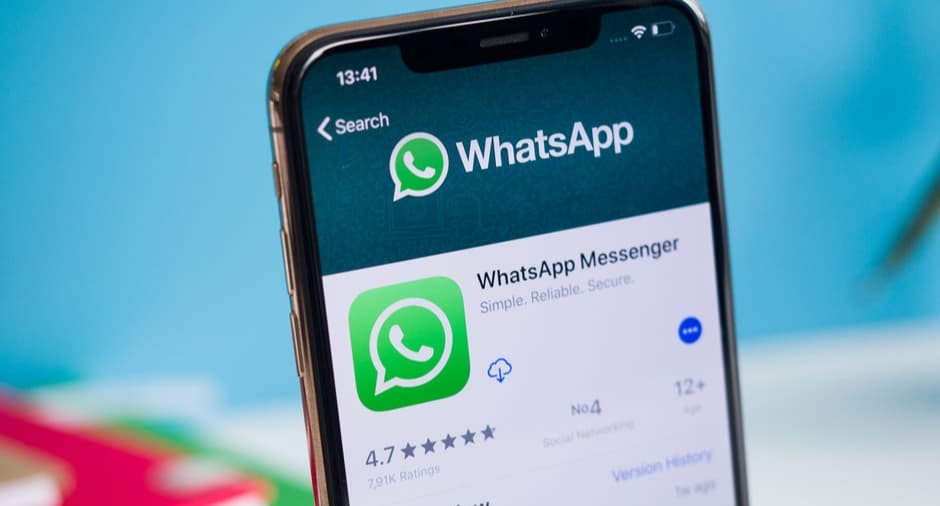 Ada Perubahan WhatsApp Sticker di iPhone, Seperti Apa?