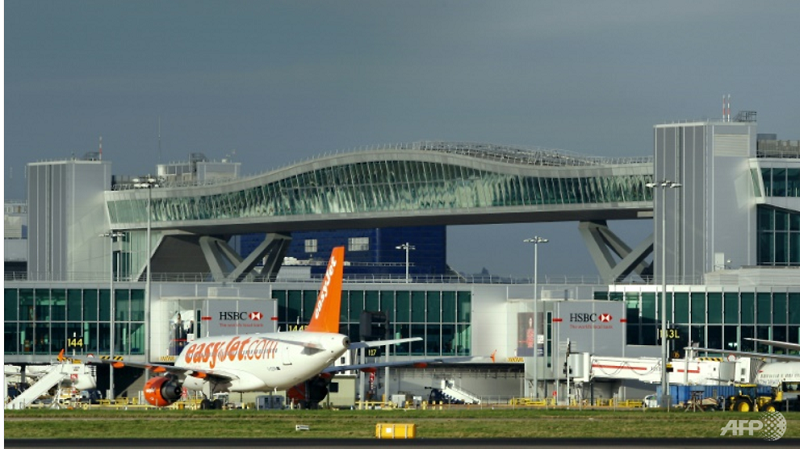 Gara-gara Drone, Bandara di Inggris Tunda Seluruh Penerbangan