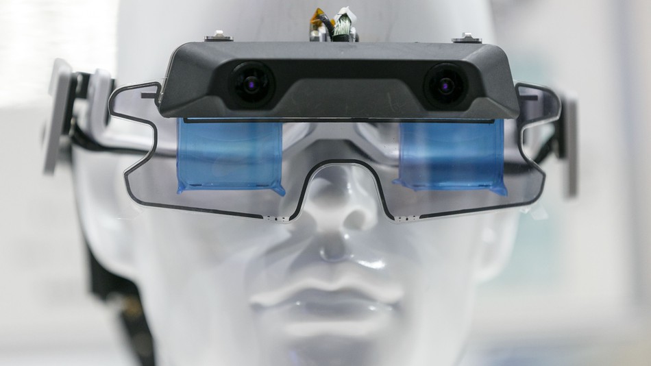 Karyawan Microsoft Protes Proyek Headset AR untuk Militer AS