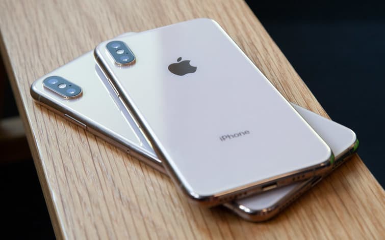 Dua iPhone 2019 Bakal Lebih Tebal dan Berlayar Besar