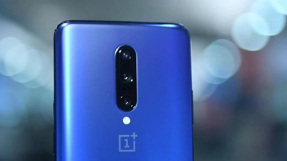 Tanpa Sebab, Ponsel OnePlus One Ini Terbakar