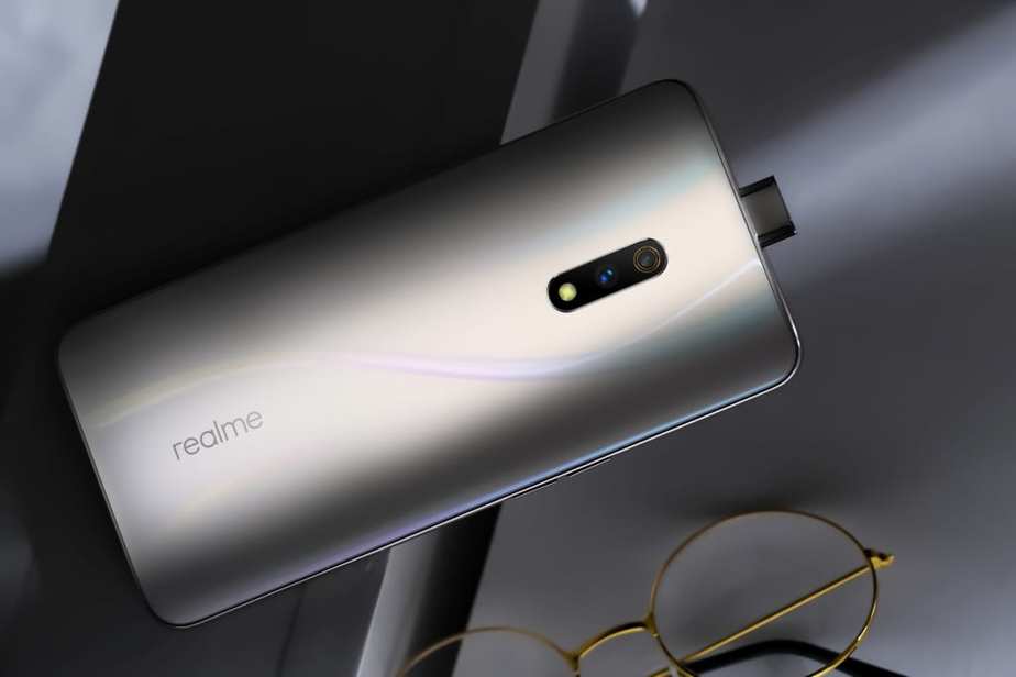 Kurang dari Setahun Realme Masuk ke Daftar 5 Besar Vendor Ponsel di Indonesia Versi Canalys