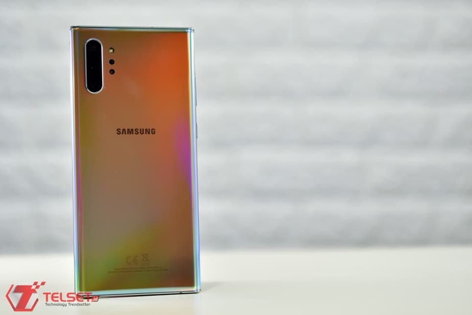 HP smartphone kamera terbaik untuk vlog