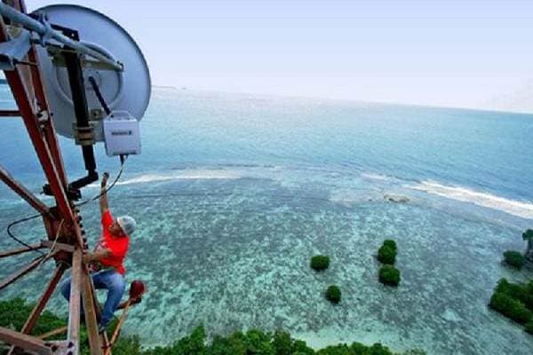 Operator Masih Mengkaji Soal Palapa Ring Timur