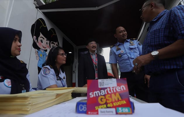 Smartfren Layanan Paspor Keliling