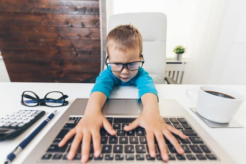 Ujian Nasional Dihapus, Bagaimana Nasib Bimbel Online?