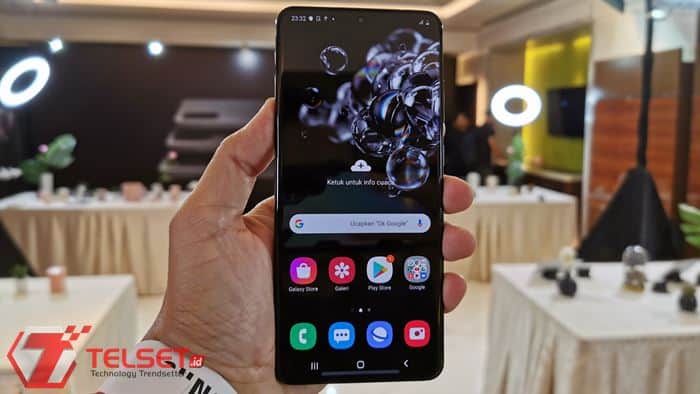 Layar Galaxy S20
