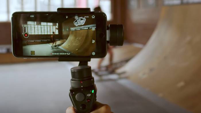 gimbal smartphone terbaik