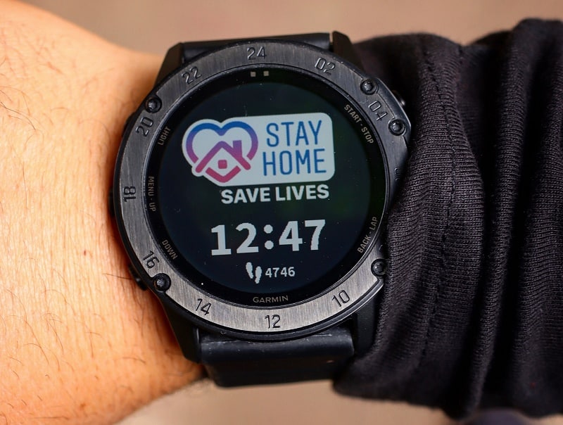 smartwatch untuk deteksi corona