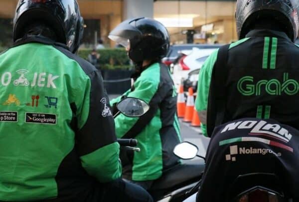 GoRide GrabBike PSBB Transisi