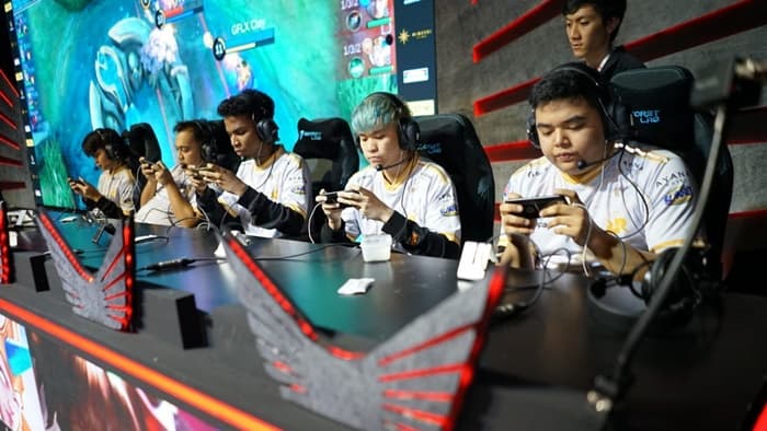 RRQ Hoshi Juara MPL Indonesia 2020