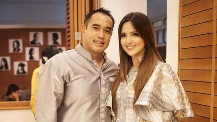 Nia Ramadhani Ardi Bakrie Narkoba