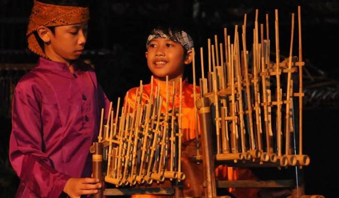 Google Doodle Rayakan Hari Angklung Sedunia, Animasinya Lucu!