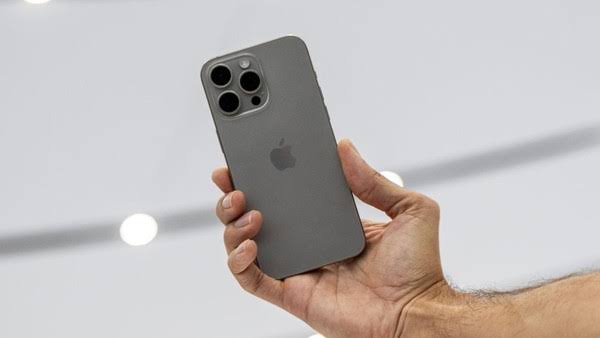 Pertumbuhan Apple Q4 2023