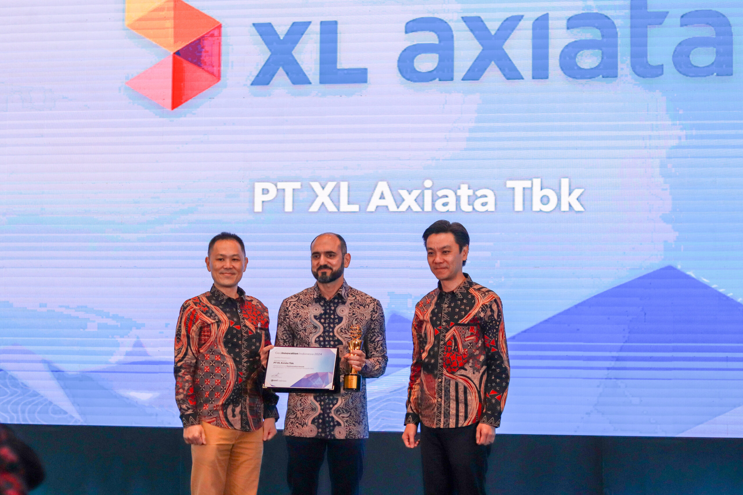 Teknologi Geospasial Bawa XL Axiata Raih GeoInnovation Award 2024