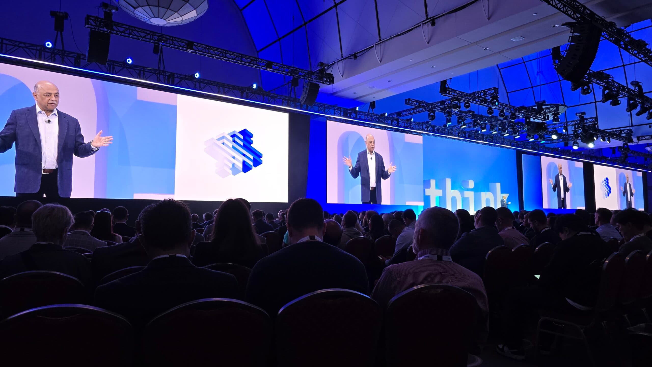 IBM THINK 2025 memperkenalkan solusi AI generatif hybrid untuk enterprise