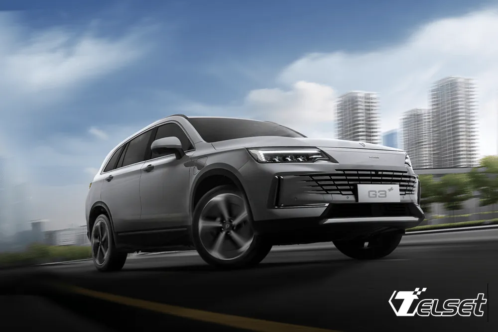 Polytron G3 mobil listrik dengan desain modern dan interior mewah