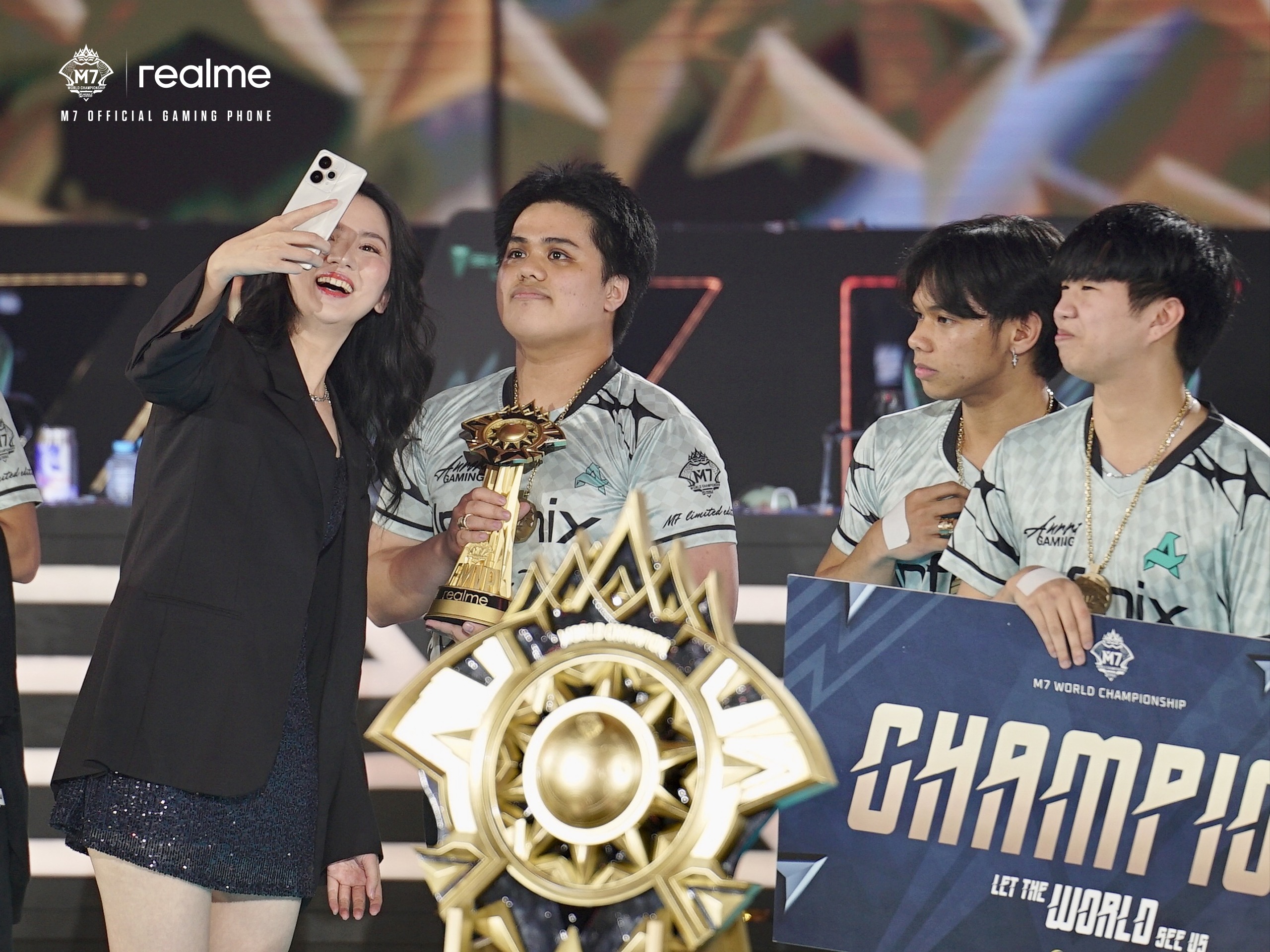 Grand Final M7 World Championship: Drama Juara Baru dan Trofi Ikonik realme
