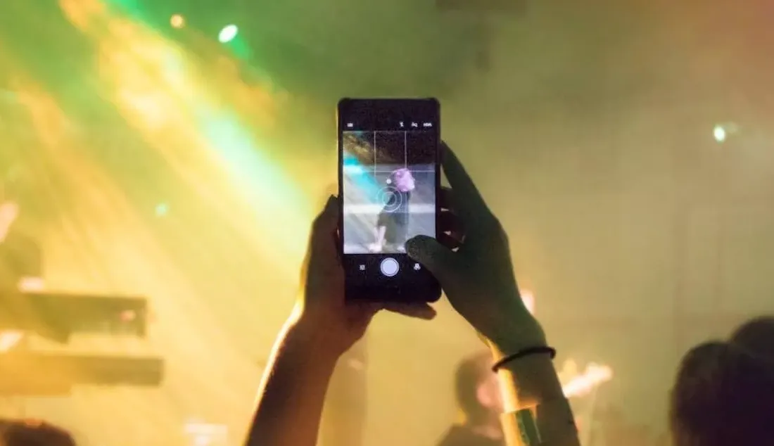 Bukan Sekadar AI! Ini Alasan Kenapa Hardware Kamera Smartphone Kembali Jadi Raja