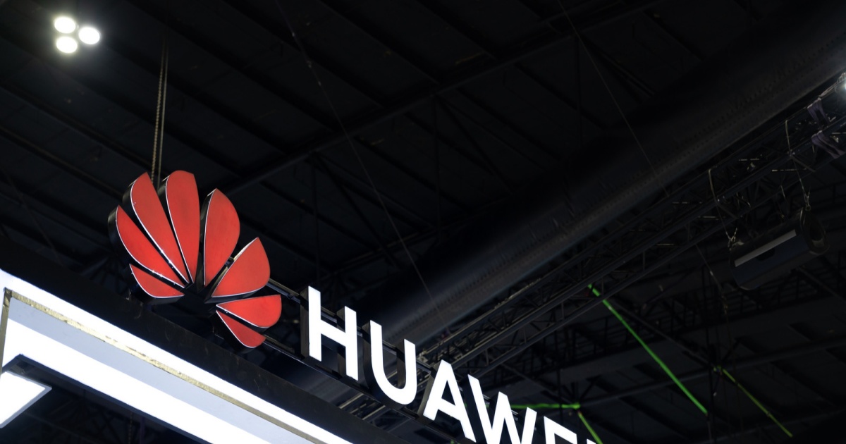 Ilustrasi chip semikonduktor Huawei dengan label 1,4 nm