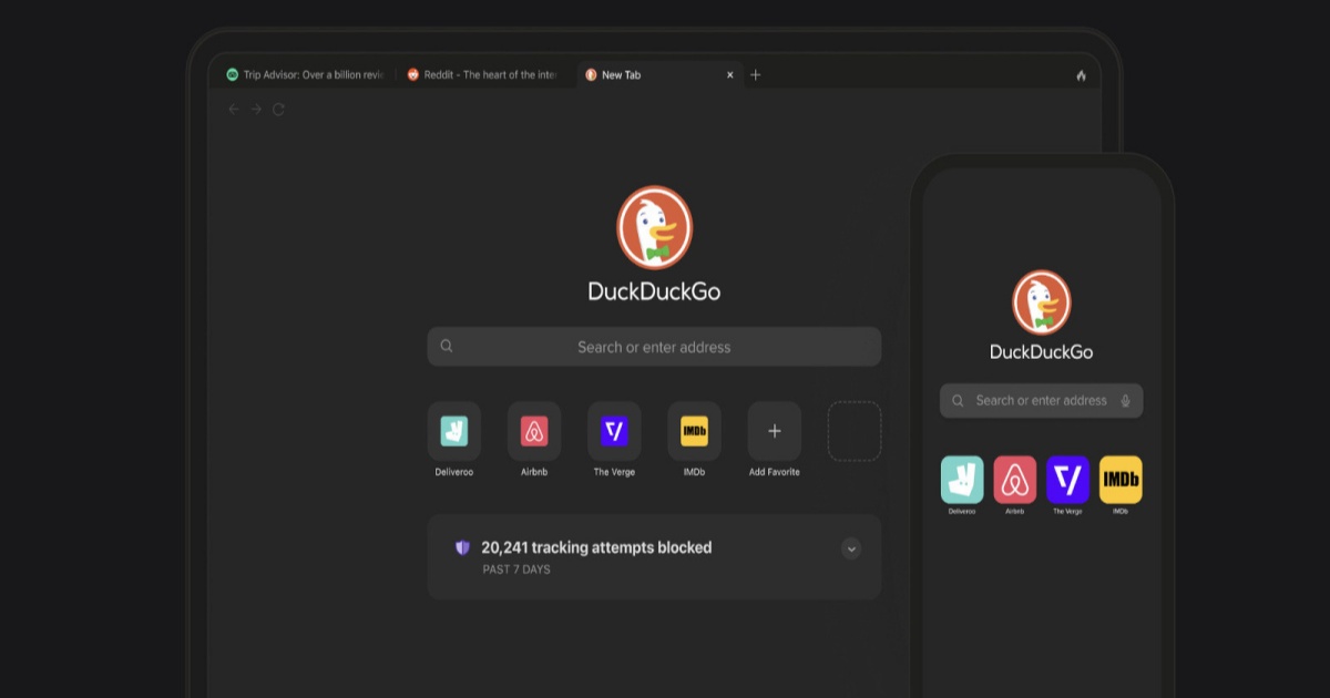 Tampilan halaman utama DuckDuckGo di laptop dan ponsel