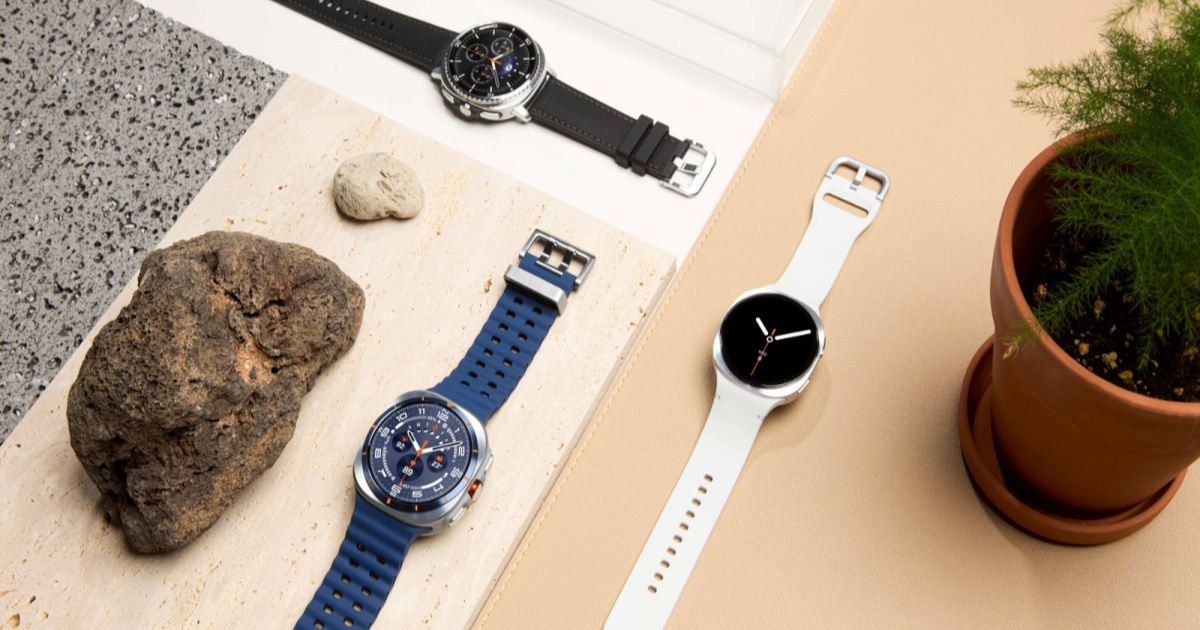 Galaxy Watch 8 dipakai di pergelangan tangan untuk memantau komposisi tubuh pasien GLP-1