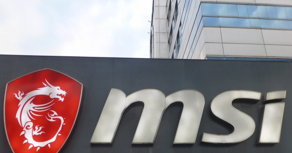 Logo MSI pada gedung dengan latar langit biru