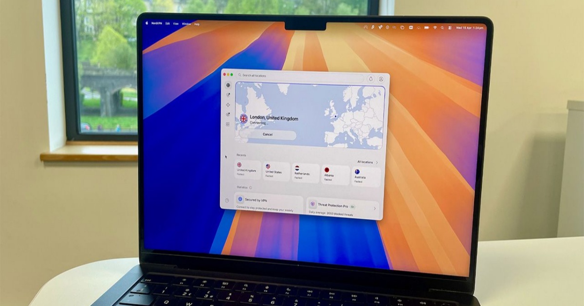 Ilustrasi perlindungan data NordVPN Plus dari ancaman AI scraping