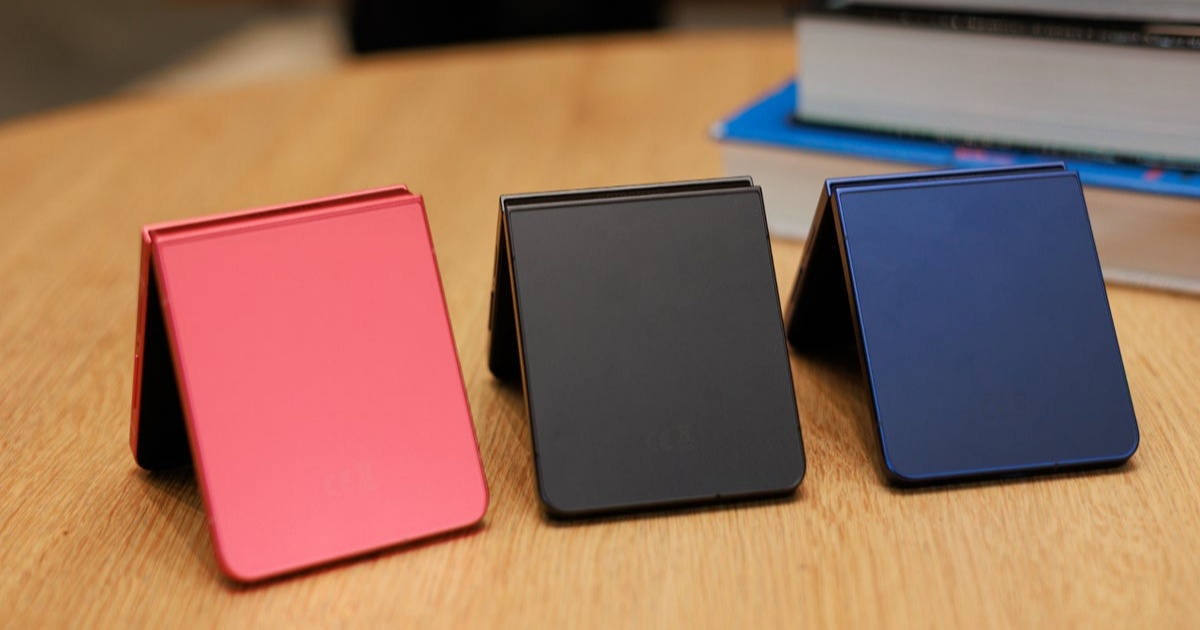 Tiga varian warna Galaxy Z Flip 7 yang menjadi pendahulu Galaxy Z Flip 8