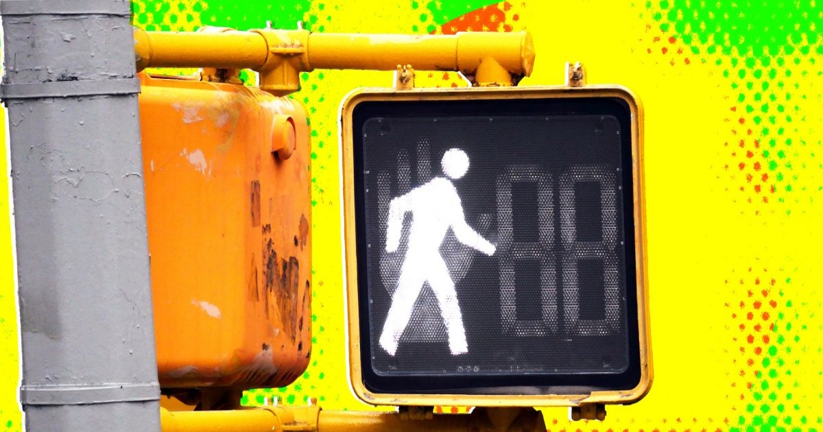 Ilustrasi rambu penyeberangan di Manhattan dengan sensor AI untuk melacak pejalan kaki dan kendaraan