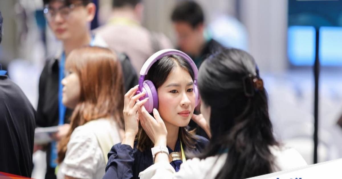 Suasana Global Connect Show Shenzhen 2026 dengan peserta internasional