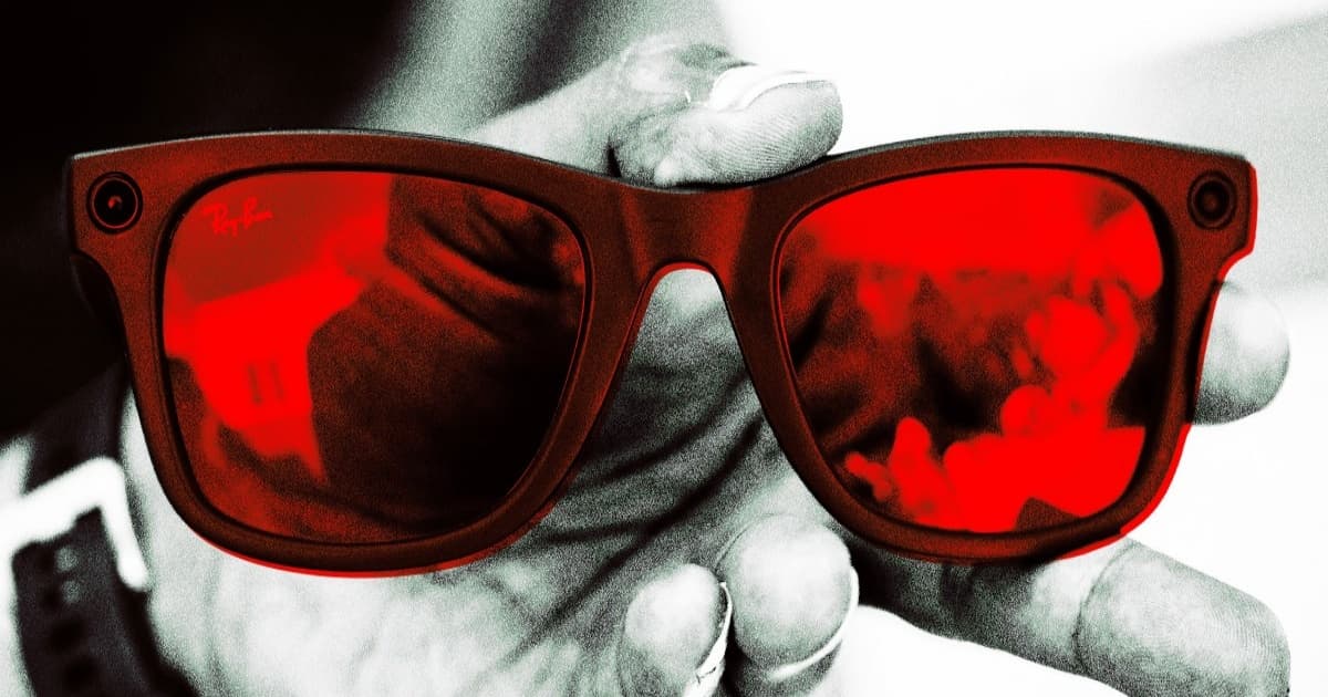 Sepasang kacamata pintar Meta Ray-Ban dengan latar foto berwarna
