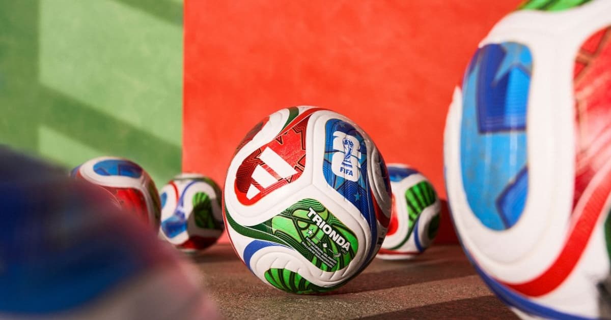 Bola Adidas Trionda dengan skema tiga warna untuk Piala Dunia 2026