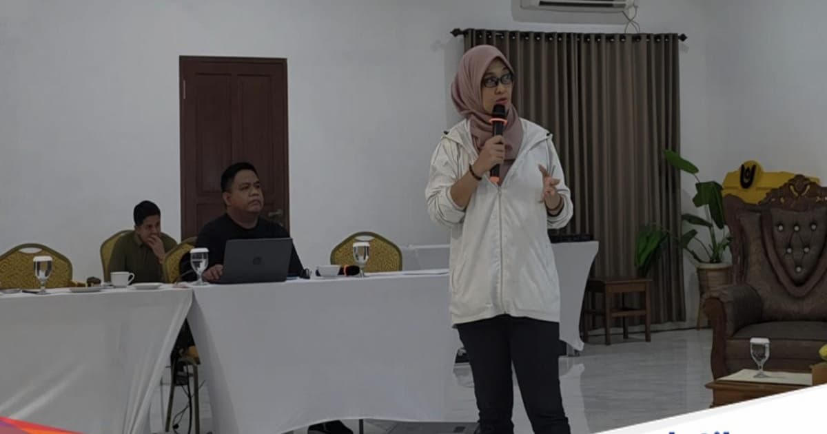 Fadhilah Mathar Dirut BAKTI saat memberikan paparan di Berau Kalimantan Timur